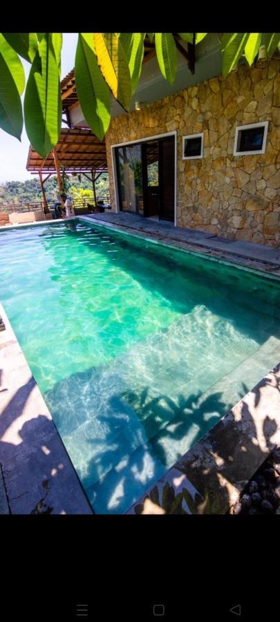 Villa Il Nido Batulayar Lajor ภายนอก รูปภาพ